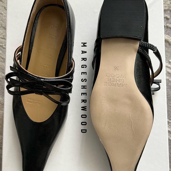 [ITEM LOST DURING MOVE] Authentic Marge Sherwood Bow Flats - Picture 3 of 3